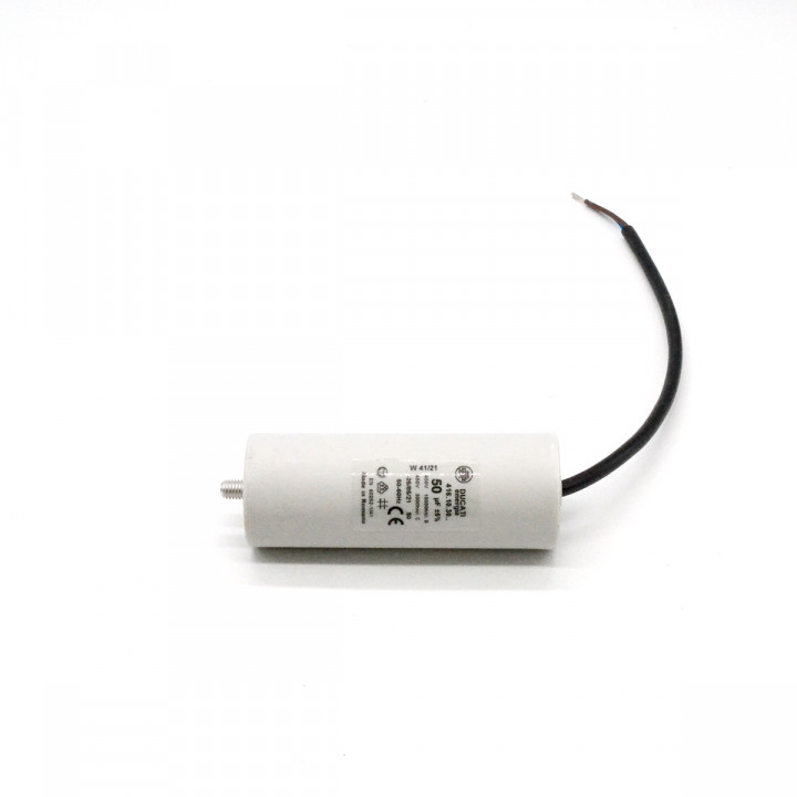 Condensateur 50µF 400Ven boitier plastique 45x117 avec câble 250mm