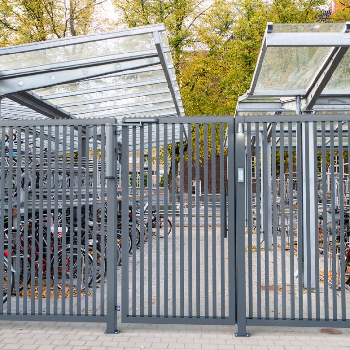 VENUS-S-SILV - FERME-PORTILLON MOTORISE BRAS COULISSE MAX:1.4M/100KGS