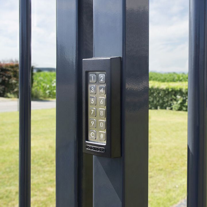 SLIMSTONE-2-SILV - CLAVIER ROBUSTE-100 CODES-2 RELAIS-CHAUFFAGE INTEGR